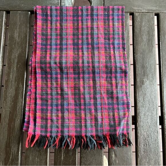 Vintage Plaid Wool Scarf - Picture 1 of 3